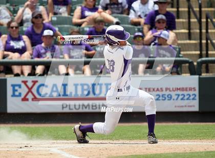 Thumbnail 2 in Port Neches-Groves vs. Grapevine (UIL 5A Final) photogallery.