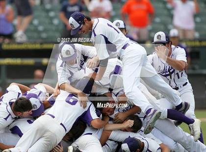 Thumbnail 3 in Port Neches-Groves vs. Grapevine (UIL 5A Final) photogallery.