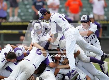 Thumbnail 1 in Port Neches-Groves vs. Grapevine (UIL 5A Final) photogallery.