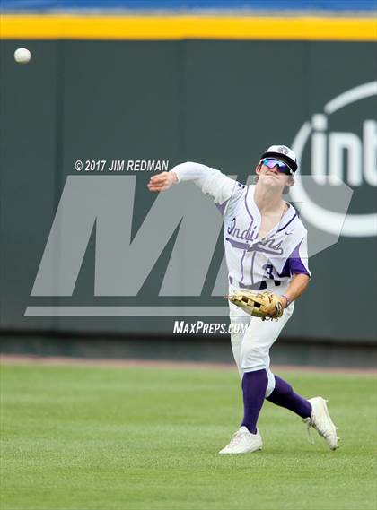 Thumbnail 2 in Port Neches-Groves vs. Grapevine (UIL 5A Final) photogallery.