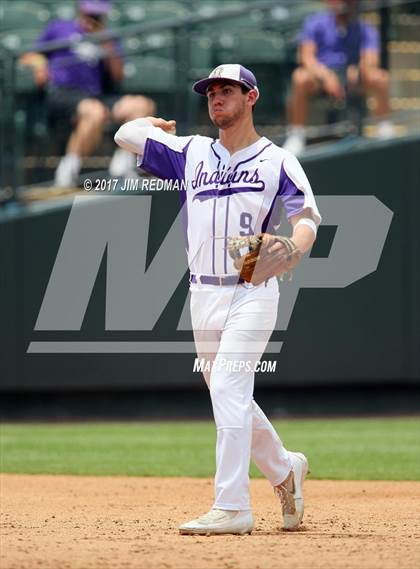 Thumbnail 1 in Port Neches-Groves vs. Grapevine (UIL 5A Final) photogallery.