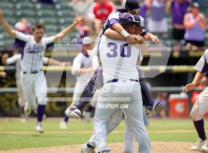 Thumbnail 2 in Port Neches-Groves vs. Grapevine (UIL 5A Final) photogallery.