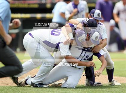 Thumbnail 3 in Port Neches-Groves vs. Grapevine (UIL 5A Final) photogallery.
