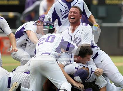 Thumbnail 2 in Port Neches-Groves vs. Grapevine (UIL 5A Final) photogallery.