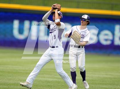 Thumbnail 2 in Port Neches-Groves vs. Grapevine (UIL 5A Final) photogallery.