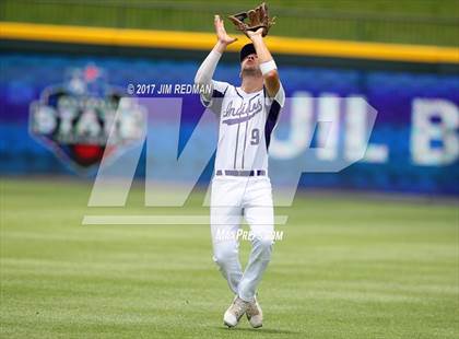 Thumbnail 2 in Port Neches-Groves vs. Grapevine (UIL 5A Final) photogallery.