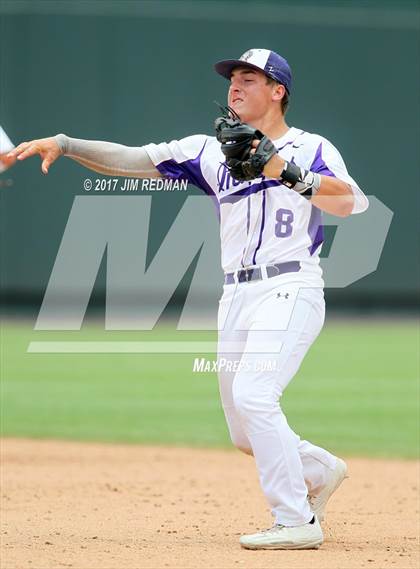Thumbnail 1 in Port Neches-Groves vs. Grapevine (UIL 5A Final) photogallery.