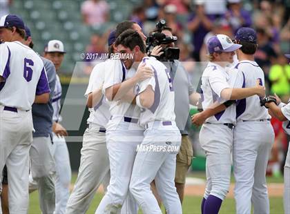 Thumbnail 1 in Port Neches-Groves vs. Grapevine (UIL 5A Final) photogallery.
