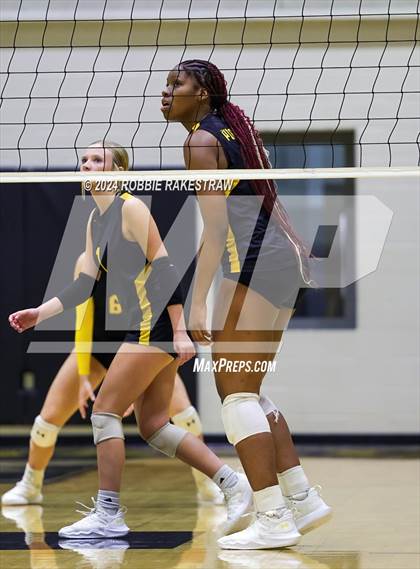 Thumbnail 1 in Crandall vs Summit International Prep (Crandall Tournament) photogallery.