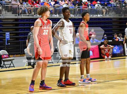 Thumbnail 3 in Cypress Woods vs Cypress Lakes (UIL 6A Regional Quarterfinal) photogallery.