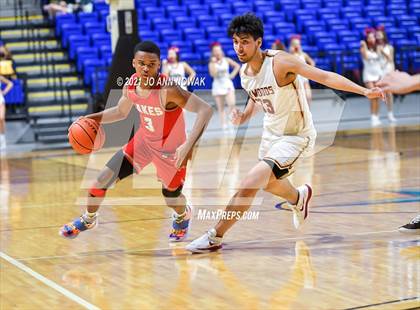 Thumbnail 2 in Cypress Woods vs Cypress Lakes (UIL 6A Regional Quarterfinal) photogallery.