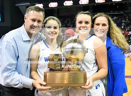 Thumbnail 2 in Sierra Linda vs. Mesquite (AIA 5A Final Awards Photos) photogallery.
