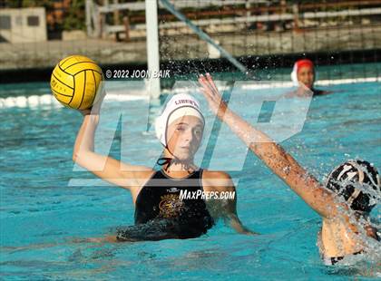 Thumbnail 3 in Archbishop Mitty vs Liberty (Tri-Valley Invitational) photogallery.