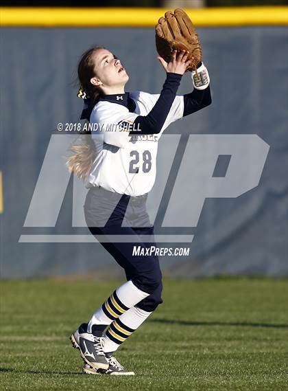 Thumbnail 2 in Boyd-Buchanan @ Chattanooga Christian photogallery.