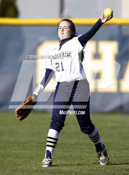Thumbnail 3 in Boyd-Buchanan @ Chattanooga Christian photogallery.