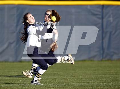 Thumbnail 1 in Boyd-Buchanan @ Chattanooga Christian photogallery.