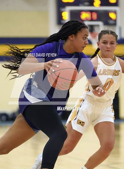 Thumbnail 2 in North/Waukesha South vs. Kettle Moraine photogallery.