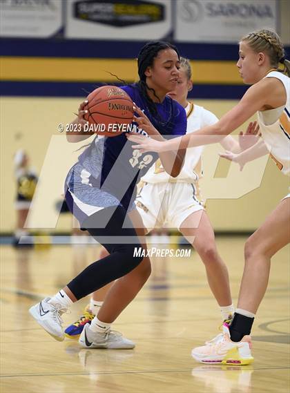Thumbnail 3 in North/Waukesha South vs. Kettle Moraine photogallery.