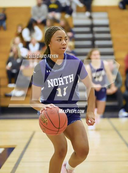 Thumbnail 3 in North/Waukesha South vs. Kettle Moraine photogallery.