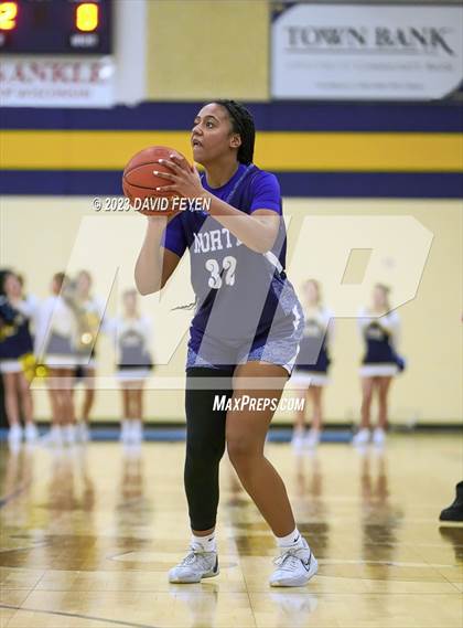 Thumbnail 2 in North/Waukesha South vs. Kettle Moraine photogallery.