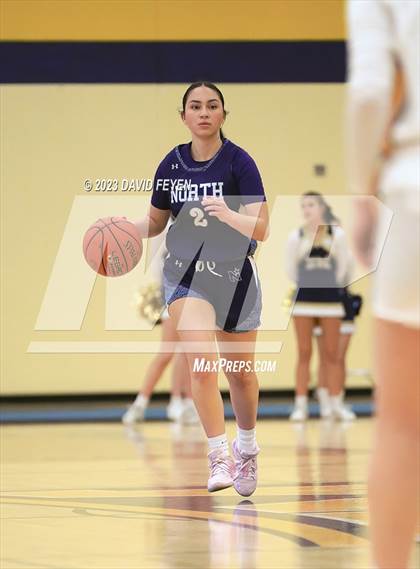 Thumbnail 3 in North/Waukesha South vs. Kettle Moraine photogallery.