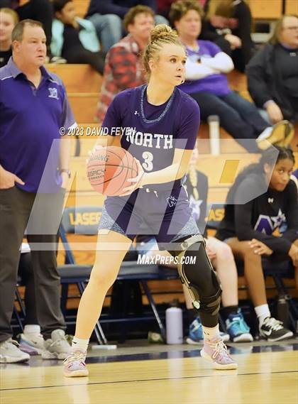 Thumbnail 3 in North/Waukesha South vs. Kettle Moraine photogallery.