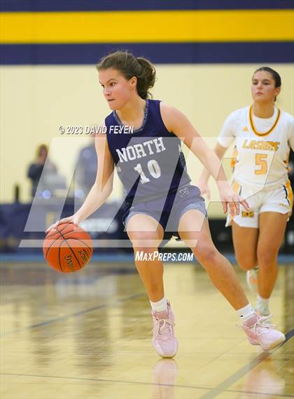 Thumbnail 3 in North/Waukesha South vs. Kettle Moraine photogallery.