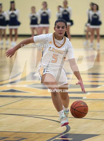 Thumbnail 1 in North/Waukesha South vs. Kettle Moraine photogallery.