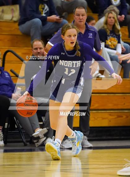 Thumbnail 2 in North/Waukesha South vs. Kettle Moraine photogallery.