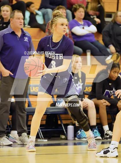 Thumbnail 2 in North/Waukesha South vs. Kettle Moraine photogallery.
