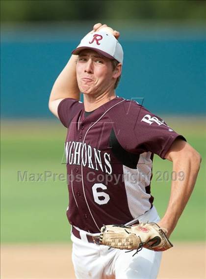 Thumbnail 3 in Temecula Valley vs Rancho Buena Vista (Lions Classic Final) photogallery.