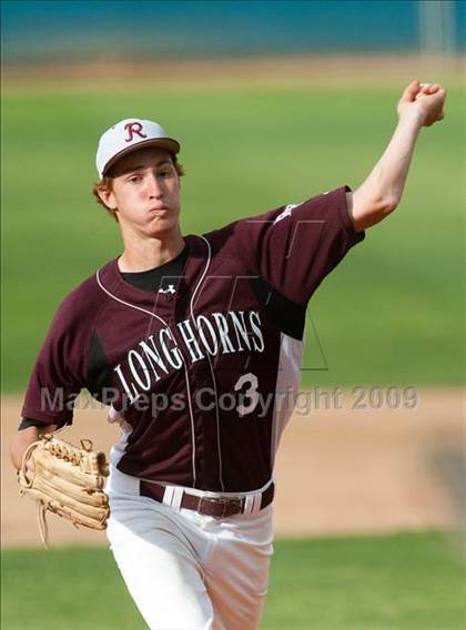 Thumbnail 3 in Temecula Valley vs Rancho Buena Vista (Lions Classic Final) photogallery.