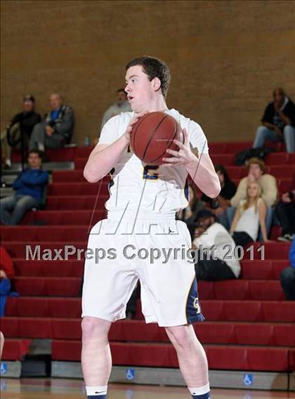 Thumbnail 3 in Rio Americano vs. Oak Ridge (Common Good Classic) photogallery.