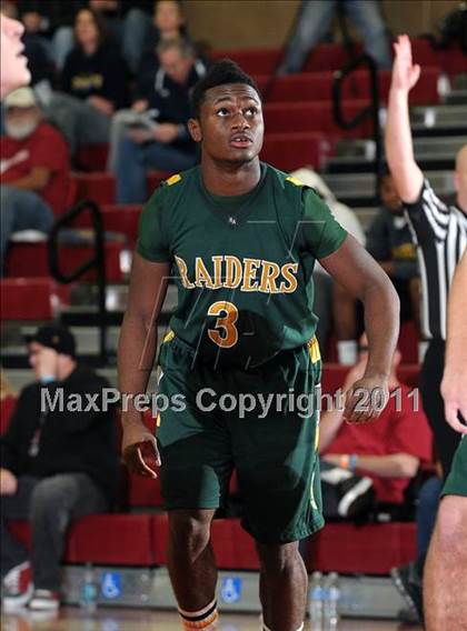 Thumbnail 2 in Rio Americano vs. Oak Ridge (Common Good Classic) photogallery.