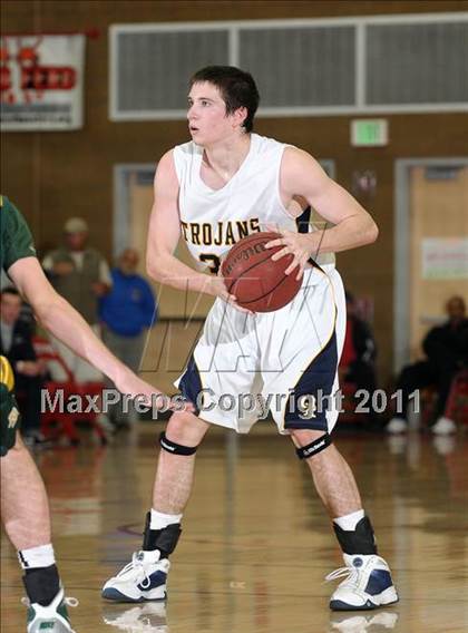 Thumbnail 1 in Rio Americano vs. Oak Ridge (Common Good Classic) photogallery.