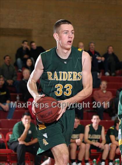 Thumbnail 2 in Rio Americano vs. Oak Ridge (Common Good Classic) photogallery.