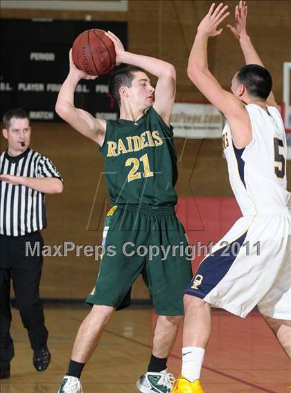 Thumbnail 2 in Rio Americano vs. Oak Ridge (Common Good Classic) photogallery.
