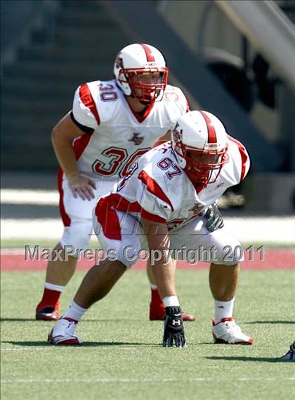 Thumbnail 3 in Lakota West vs. La Salle (Skyline Crosstown Showdown) photogallery.