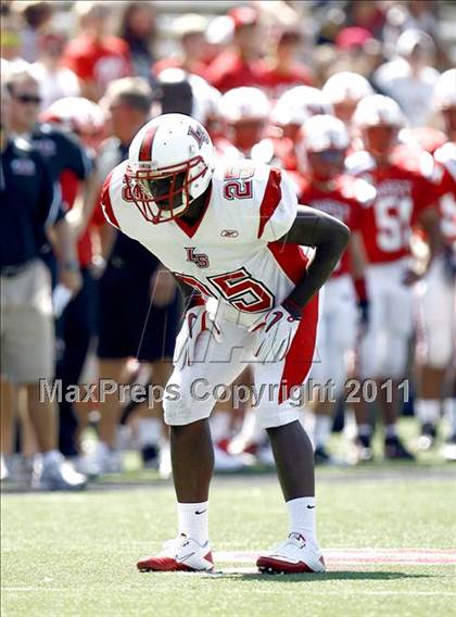 Thumbnail 2 in Lakota West vs. La Salle (Skyline Crosstown Showdown) photogallery.