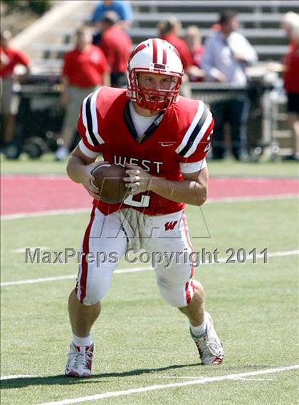 Thumbnail 1 in Lakota West vs. La Salle (Skyline Crosstown Showdown) photogallery.