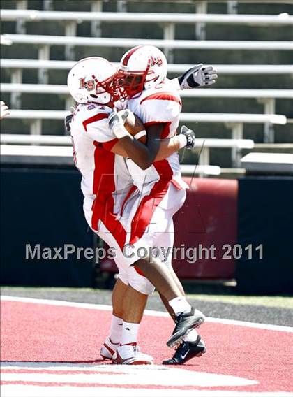 Thumbnail 2 in Lakota West vs. La Salle (Skyline Crosstown Showdown) photogallery.