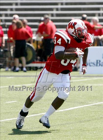Thumbnail 2 in Lakota West vs. La Salle (Skyline Crosstown Showdown) photogallery.