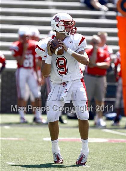 Thumbnail 2 in Lakota West vs. La Salle (Skyline Crosstown Showdown) photogallery.