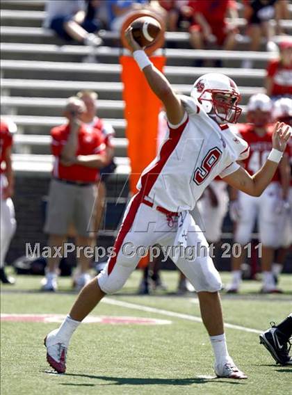 Thumbnail 1 in Lakota West vs. La Salle (Skyline Crosstown Showdown) photogallery.