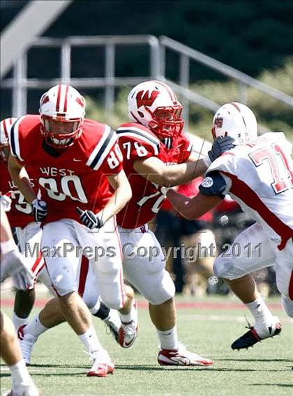 Thumbnail 2 in Lakota West vs. La Salle (Skyline Crosstown Showdown) photogallery.