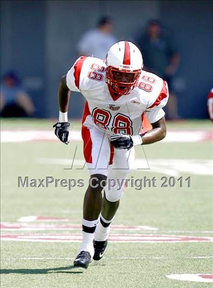 Thumbnail 1 in Lakota West vs. La Salle (Skyline Crosstown Showdown) photogallery.
