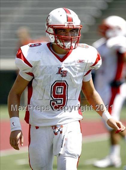 Thumbnail 3 in Lakota West vs. La Salle (Skyline Crosstown Showdown) photogallery.