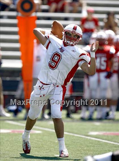 Thumbnail 3 in Lakota West vs. La Salle (Skyline Crosstown Showdown) photogallery.