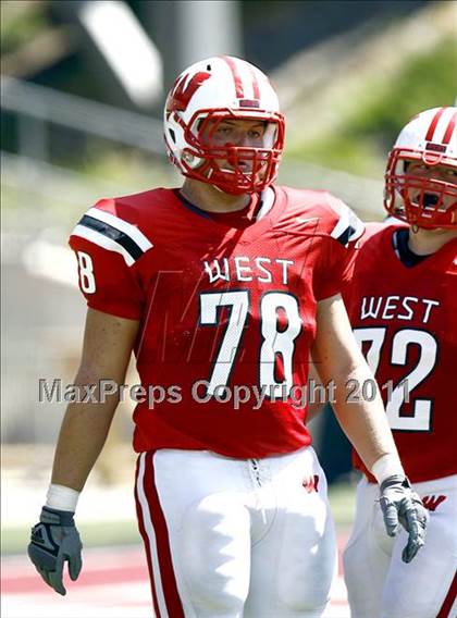 Thumbnail 2 in Lakota West vs. La Salle (Skyline Crosstown Showdown) photogallery.
