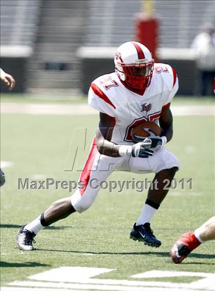 Thumbnail 2 in Lakota West vs. La Salle (Skyline Crosstown Showdown) photogallery.